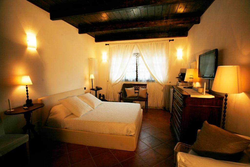 La Maragliana Aparthotel Castel Rocchero Room photo